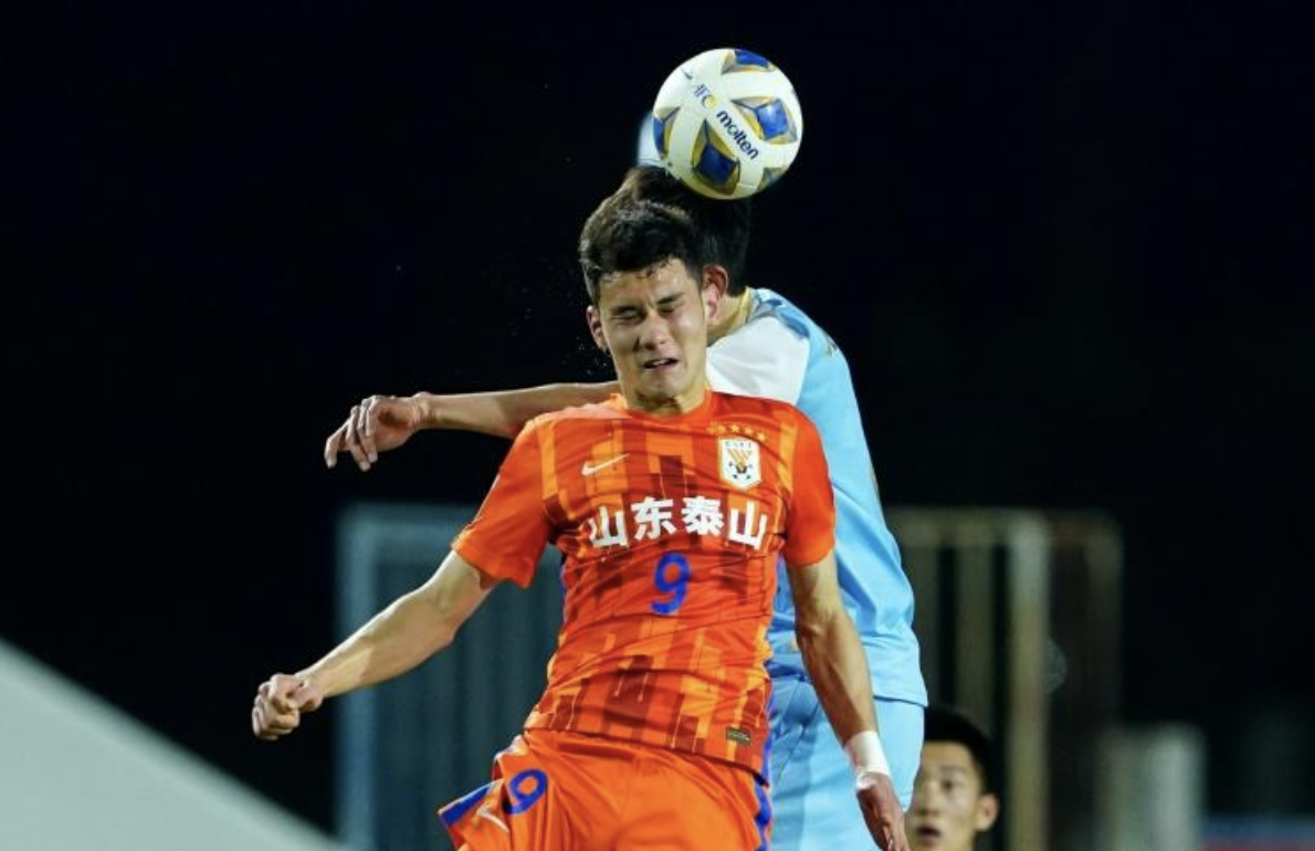 雷火电竞下载-包含东南亚球员被评为赛季最有进步球员获奖激动的词条