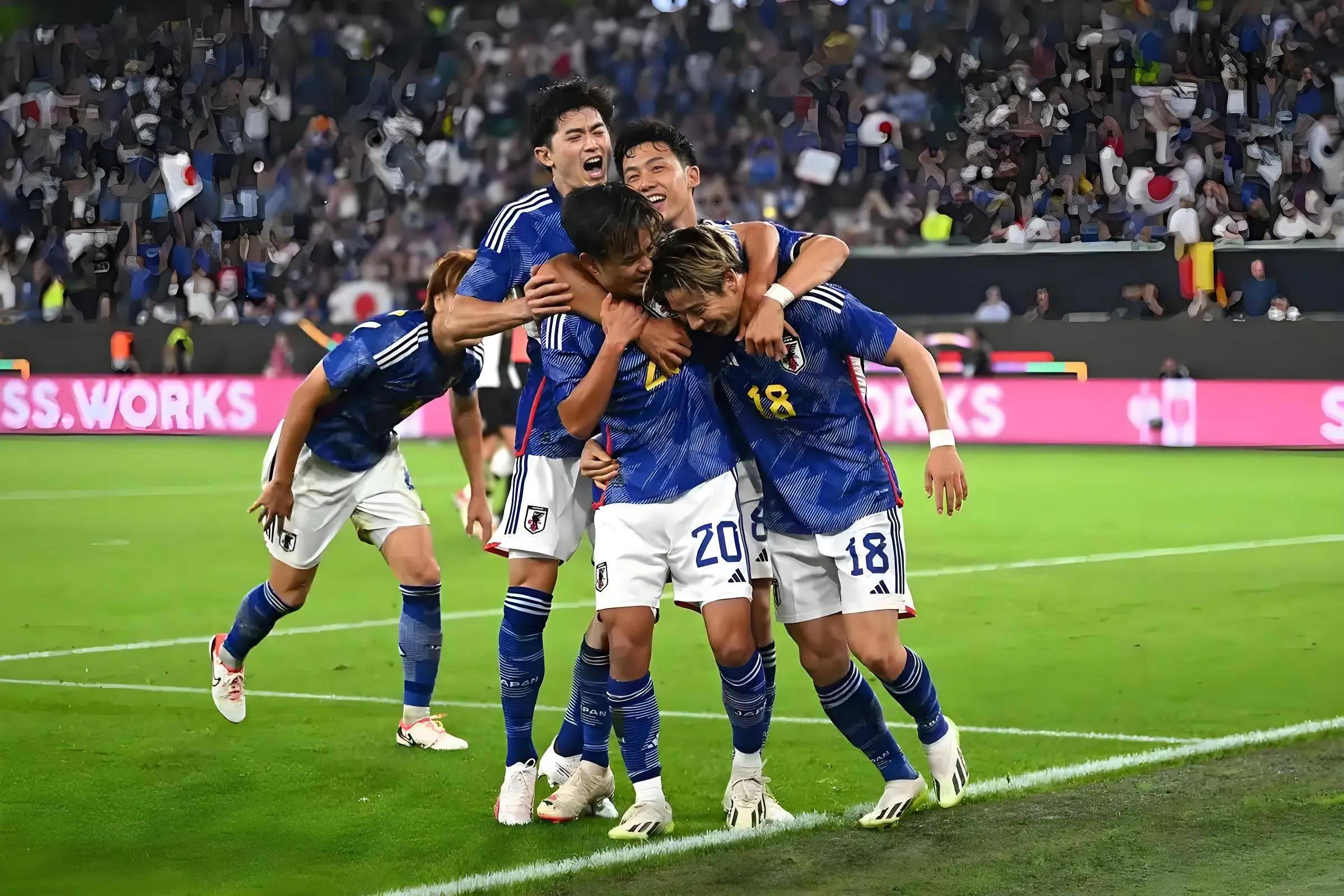 日本运动员打破世界纪录，获得冠军