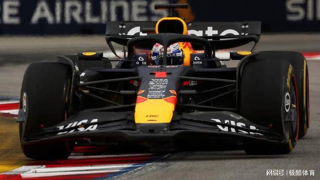迈凯伦碾压红牛二队，塞恩斯扛起全队